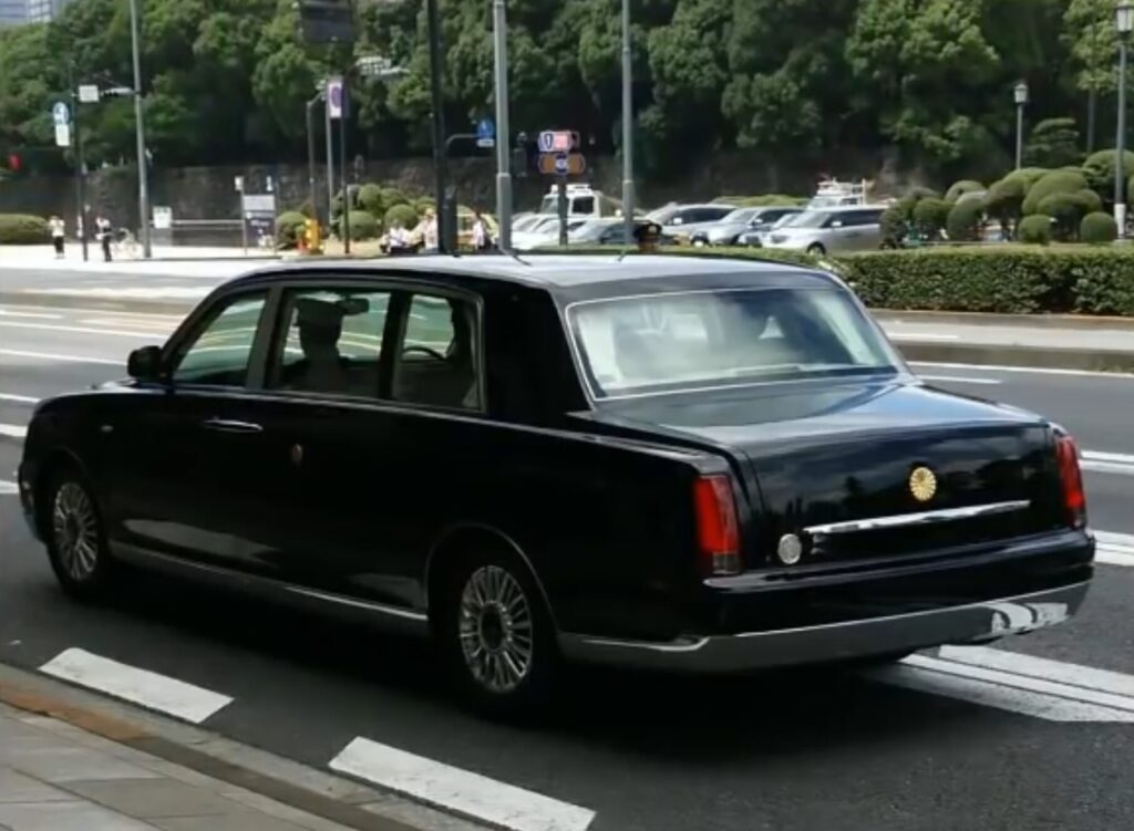 センチュリー ロイヤル
