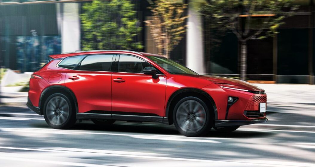 クラウンエステート 新型 燃費