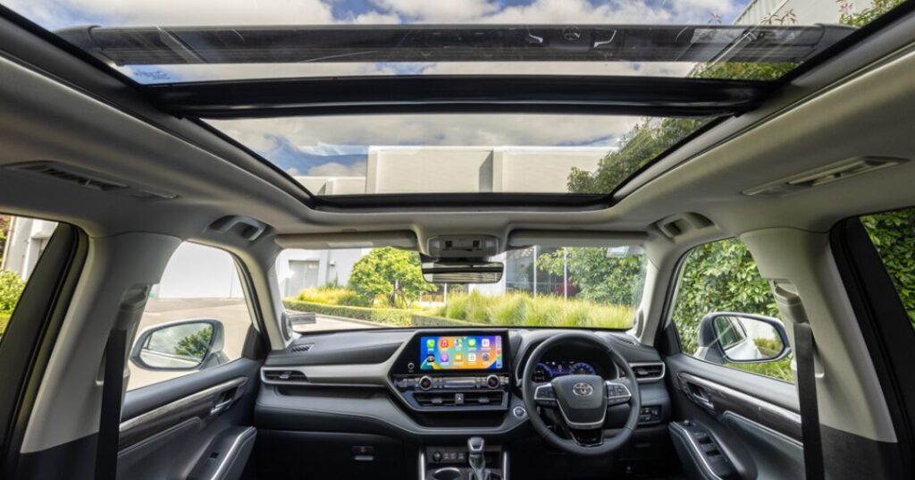 トヨタハイランダー ルーフ